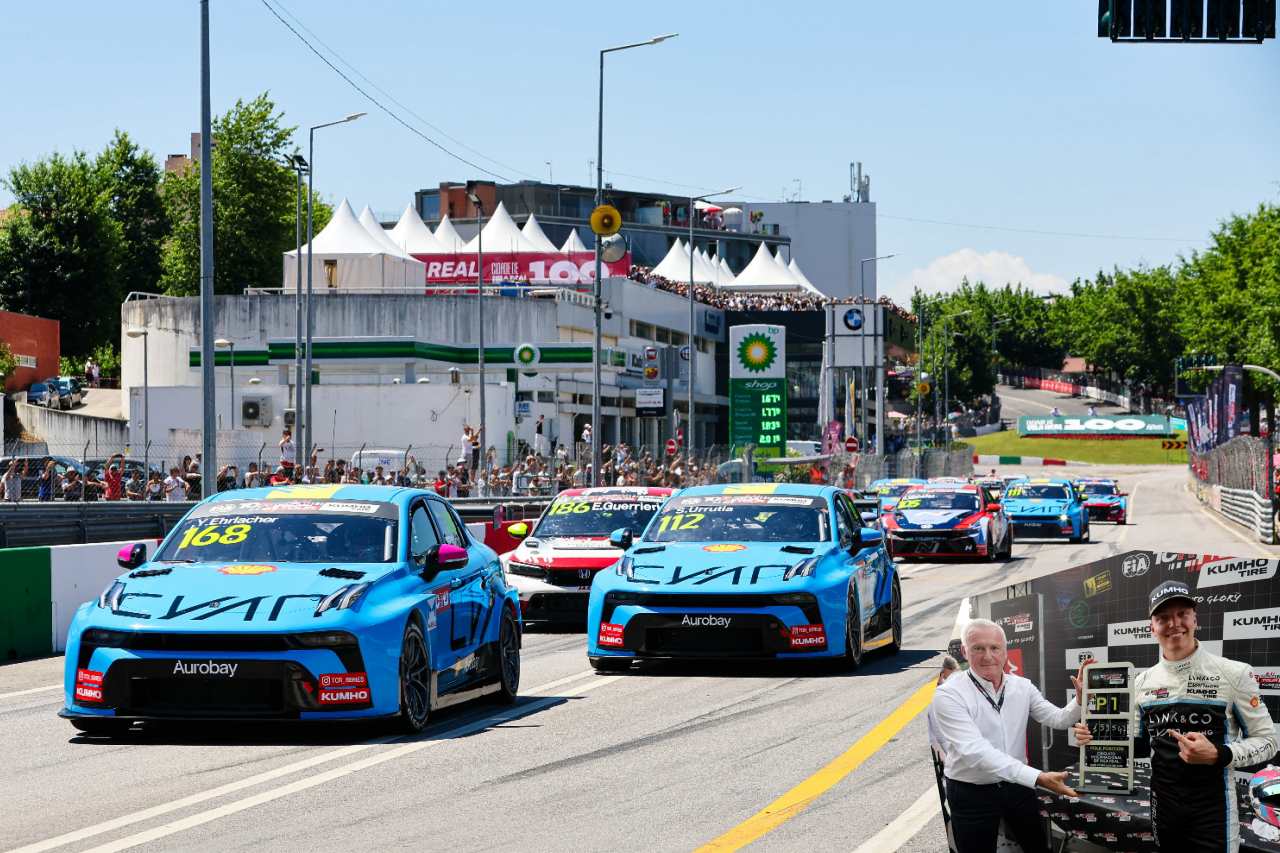 好調リンク＆コーが連続1-2達成。予選最速エルラシェールとビョークが勝利／TCRワールドツアー第4戦