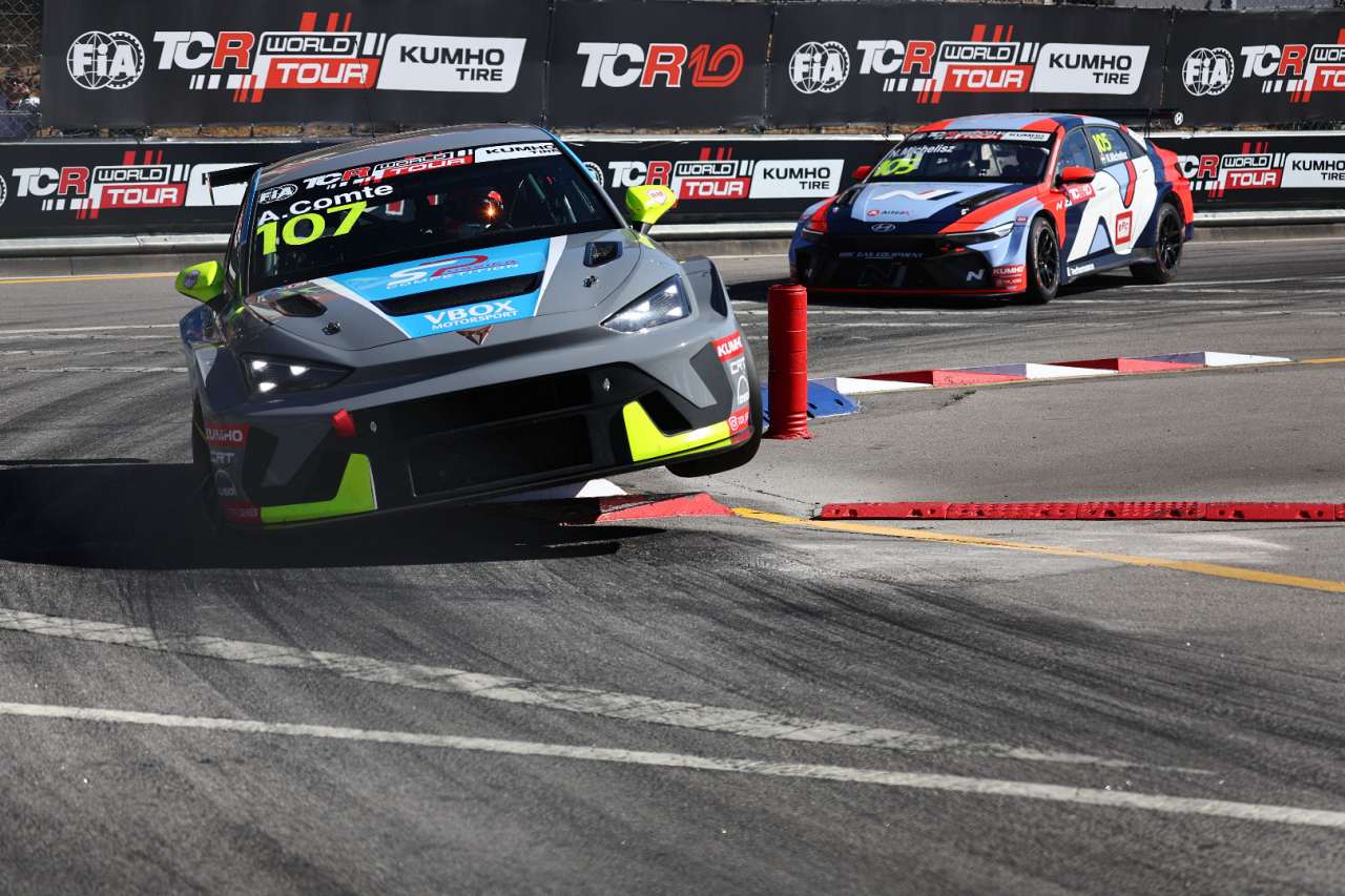 好調リンク＆コーが連続1-2達成。予選最速エルラシェールとビョークが勝利／TCRワールドツアー第4戦