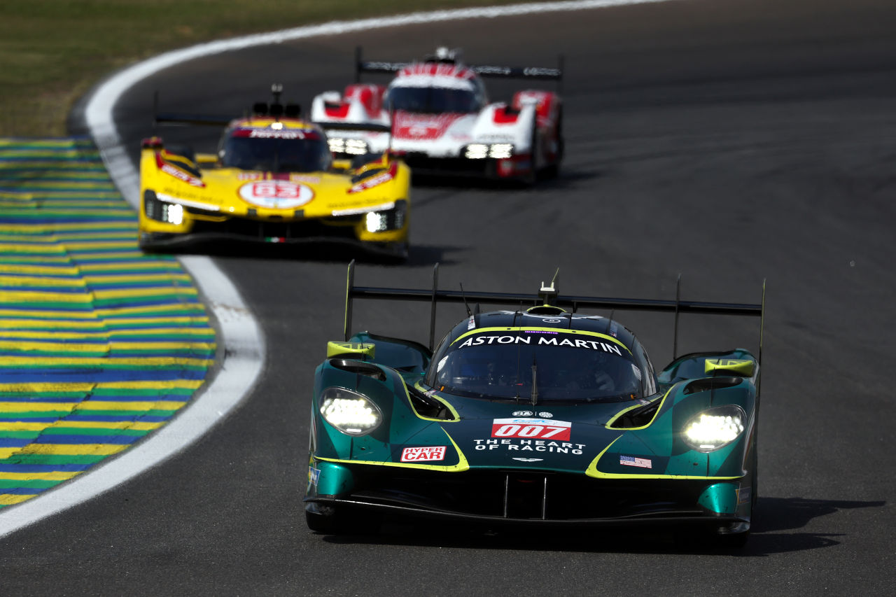 ポルシェが1-2、初日最速は6号車。ヴァルキリー2台がトップ10入り【WECサンパウロFP2レポート】