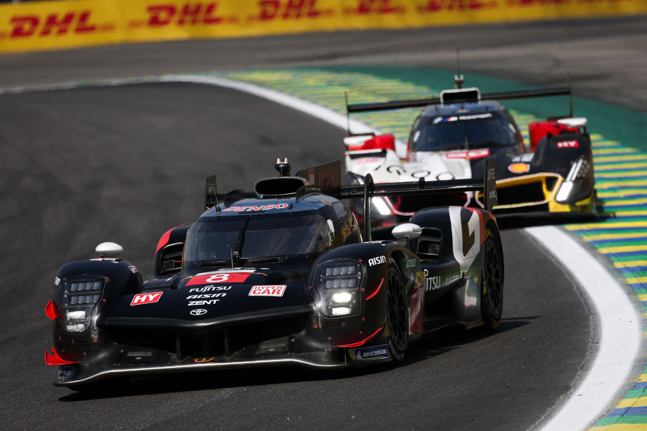 過去4戦2勝のWECサンパウロで巻き返しへ。トヨタ、走行初日は7号車GR010ハイブリッドが4番手「ライバルたちがやや速い」