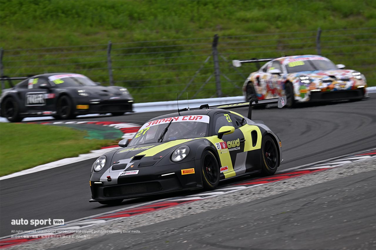 SROジャパンカップ第2ラウンド富士のレース1は白熱の戦いを制しseven x seven Racingが今季初優勝。渡会太一が殊勲