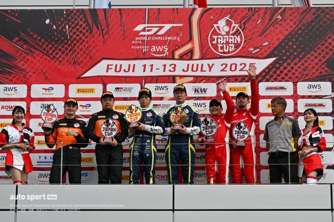 SROジャパンカップ第2ラウンドレース2はをHitotsuyama with Cornes Racingが逆転勝利。前澤友作組が白熱バトルを制し3位