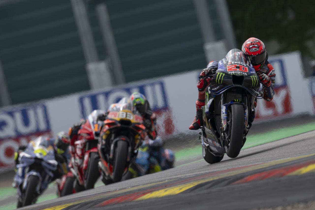 荒れた決勝はふたり揃ってポイント加算「リアルな結果ではないから満足できない」とクアルタラロ／第11戦ドイツGP