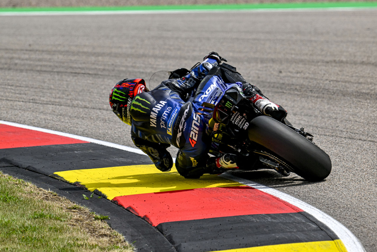 荒れた決勝はふたり揃ってポイント加算「リアルな結果ではないから満足できない」とクアルタラロ／第11戦ドイツGP