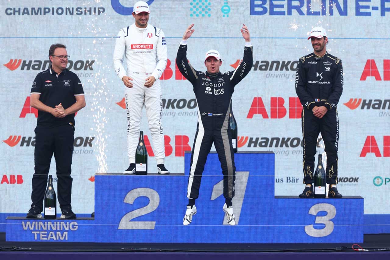 2024／25年フォーミュラE第14戦ベルリンE-Prix　優勝したニック・キャシディ（ジャガーTCSレーシング）
