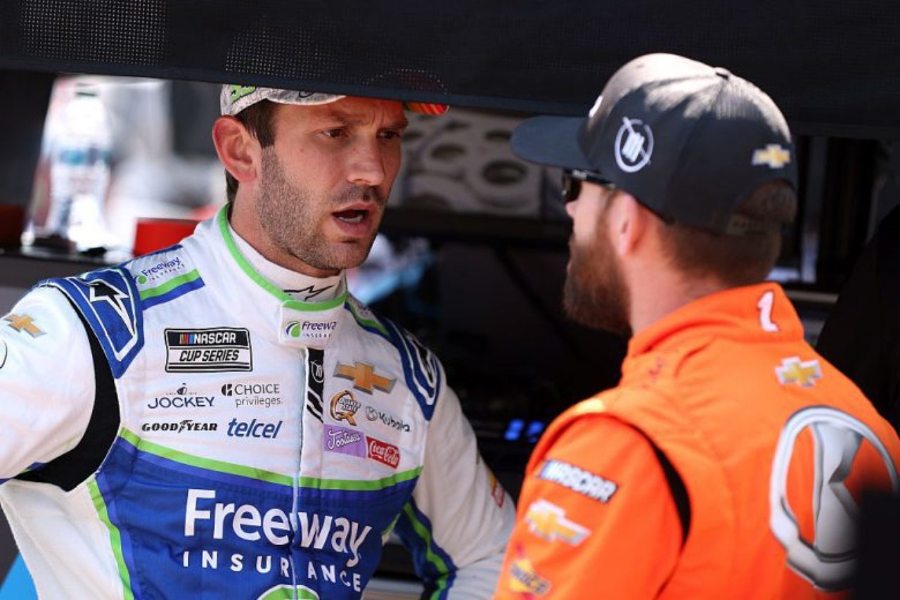 真のロードコース覇者へ。絶好調SVGがジェフ・ゴードンに並ぶポールからの3勝目／NASCAR第20戦