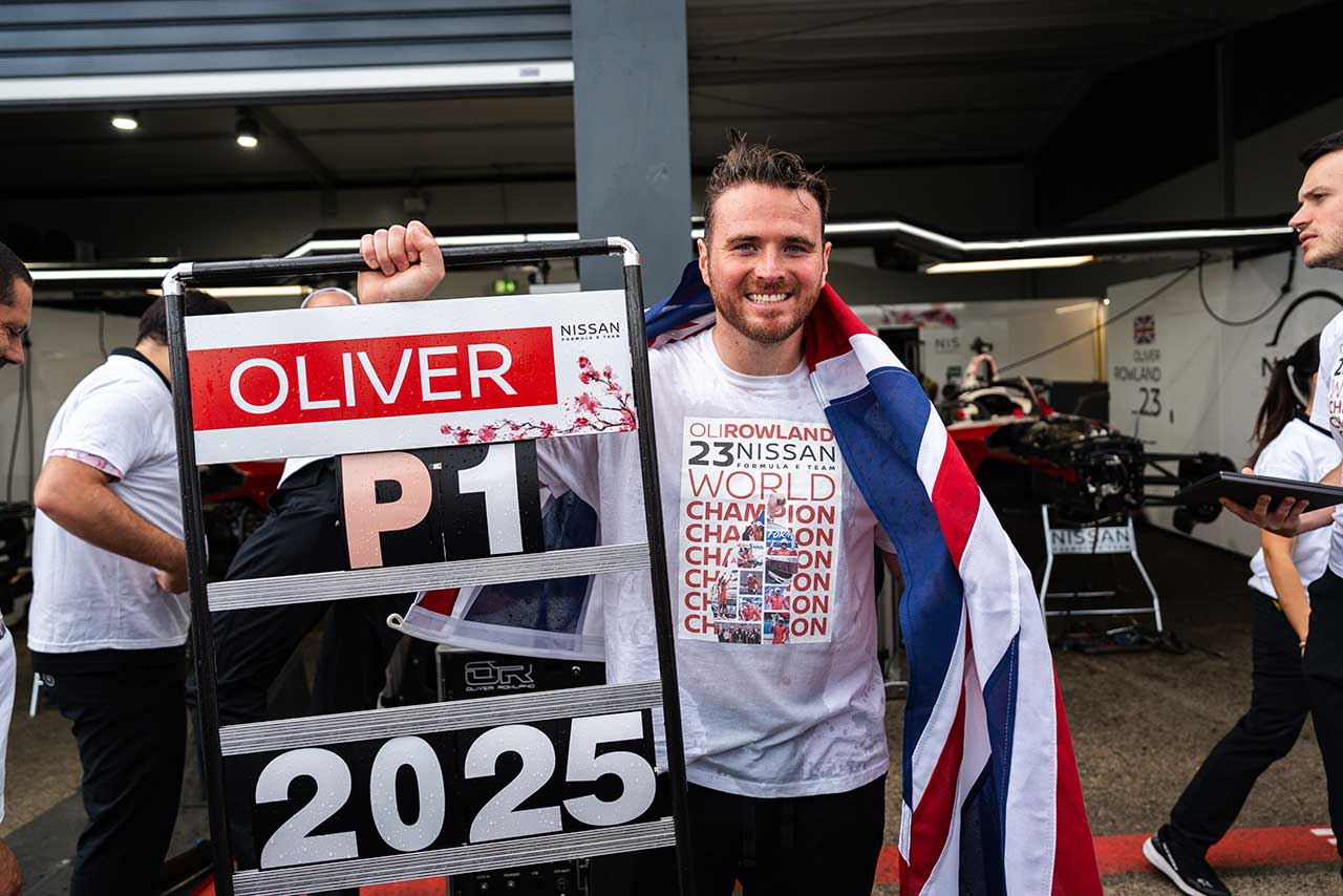ローランド、ニッサンでのドライバーズタイトル獲得に「活躍できる環境を提供してくれた。まるで夢のようだ」／フォーミュラE