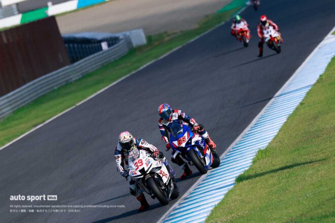 阿部恵斗、もてぎでASB1000初優勝。ポイントリーダーに浮上！ ワイルドカード勢も活躍／アジアロード第3戦日本