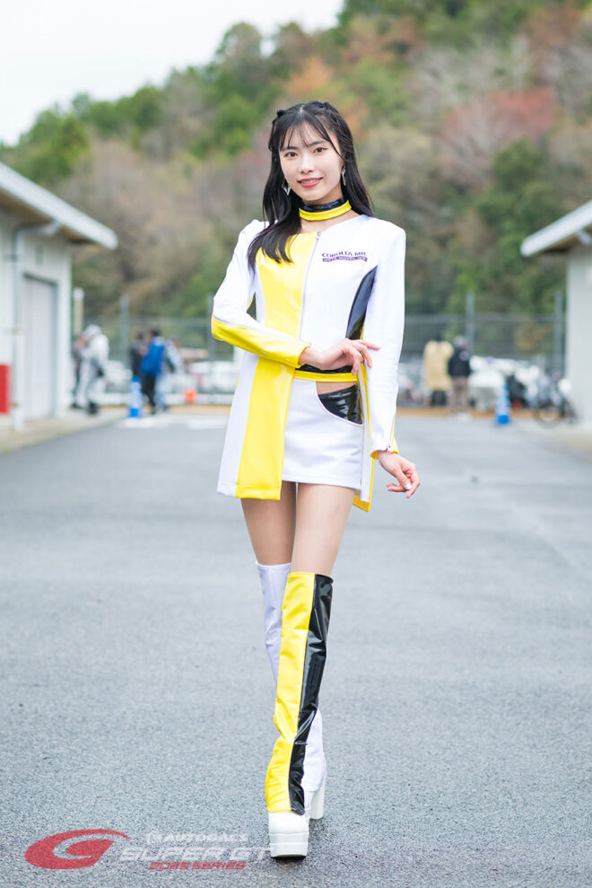 河村理紗 aprVictoria 2025年/スーパーGTの写真①