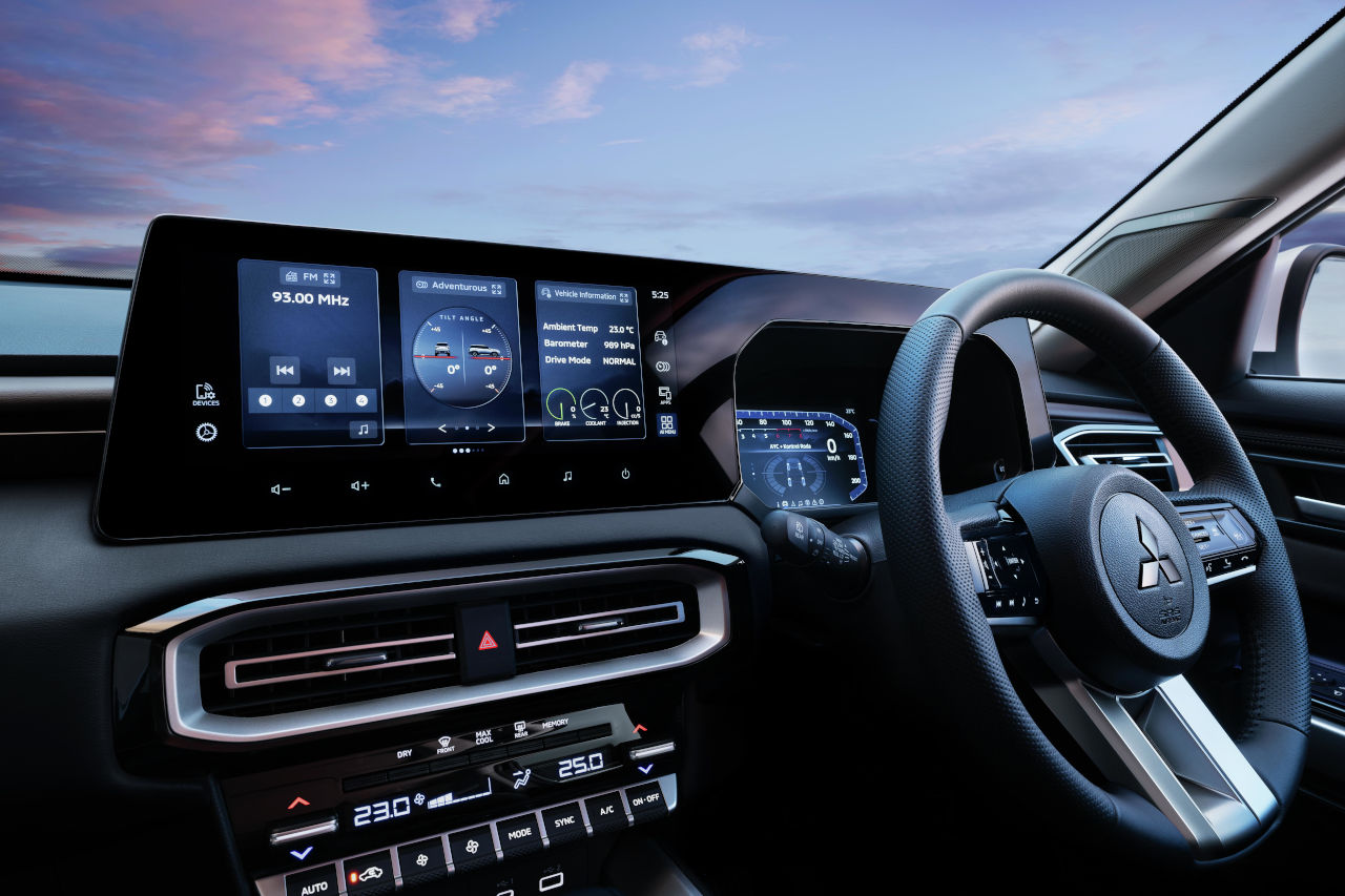 ミツビシの新型3列シートSUV『デスティネーター』が初公開。世界戦略車第3弾として順次展開へDESTINATOR_20250717 (6)
