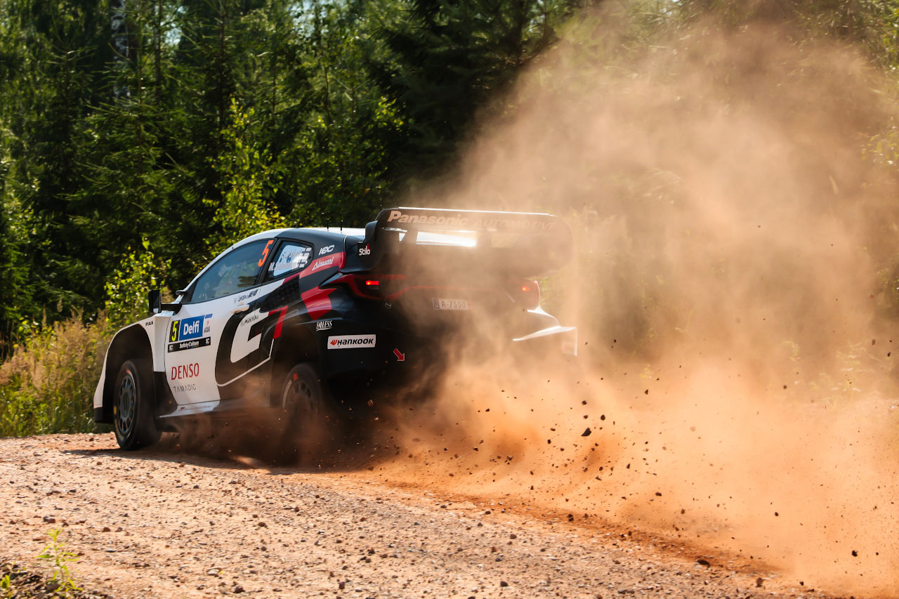 「接戦になることを願う」と初日2番手のエバンス。過去3勝ロバンペラは4番手発進／WRC第8戦エストニア