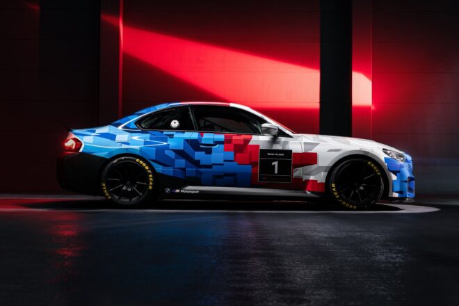 BMW、ニュル最終テストを経た最新のサーキット専用エントリーモデル『M2 Racing』を日本導入