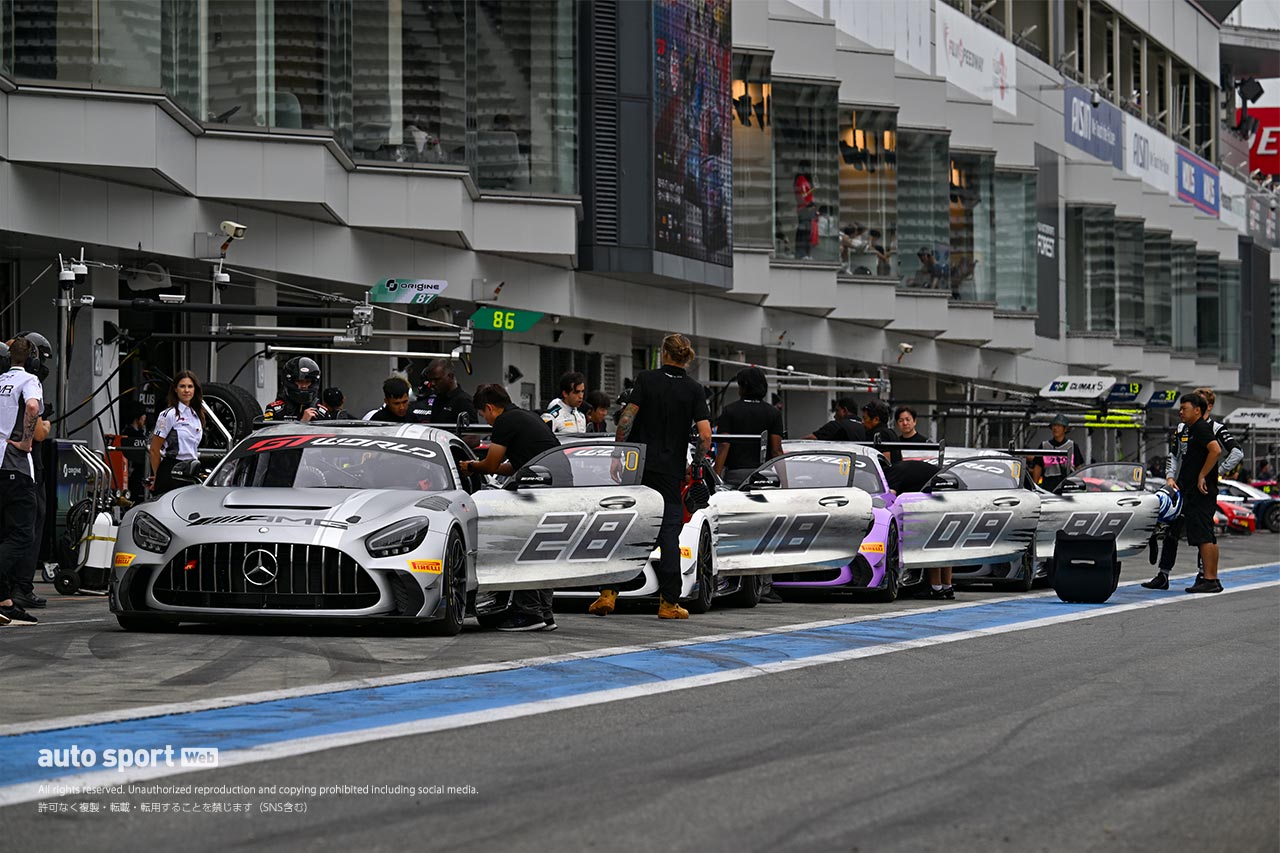 限定20台の貴重なメルセデスAMG GT2プロがSRO GTパワーツアー開催中の富士を走行。直線は300km/h超を記録