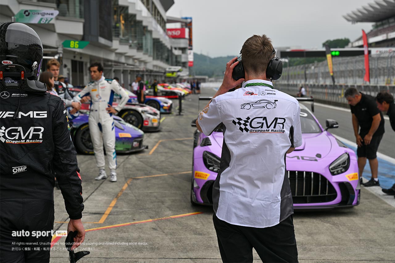 限定20台の貴重なメルセデスAMG GT2プロがSRO GTパワーツアー開催中の富士を走行。直線は300km/h超を記録