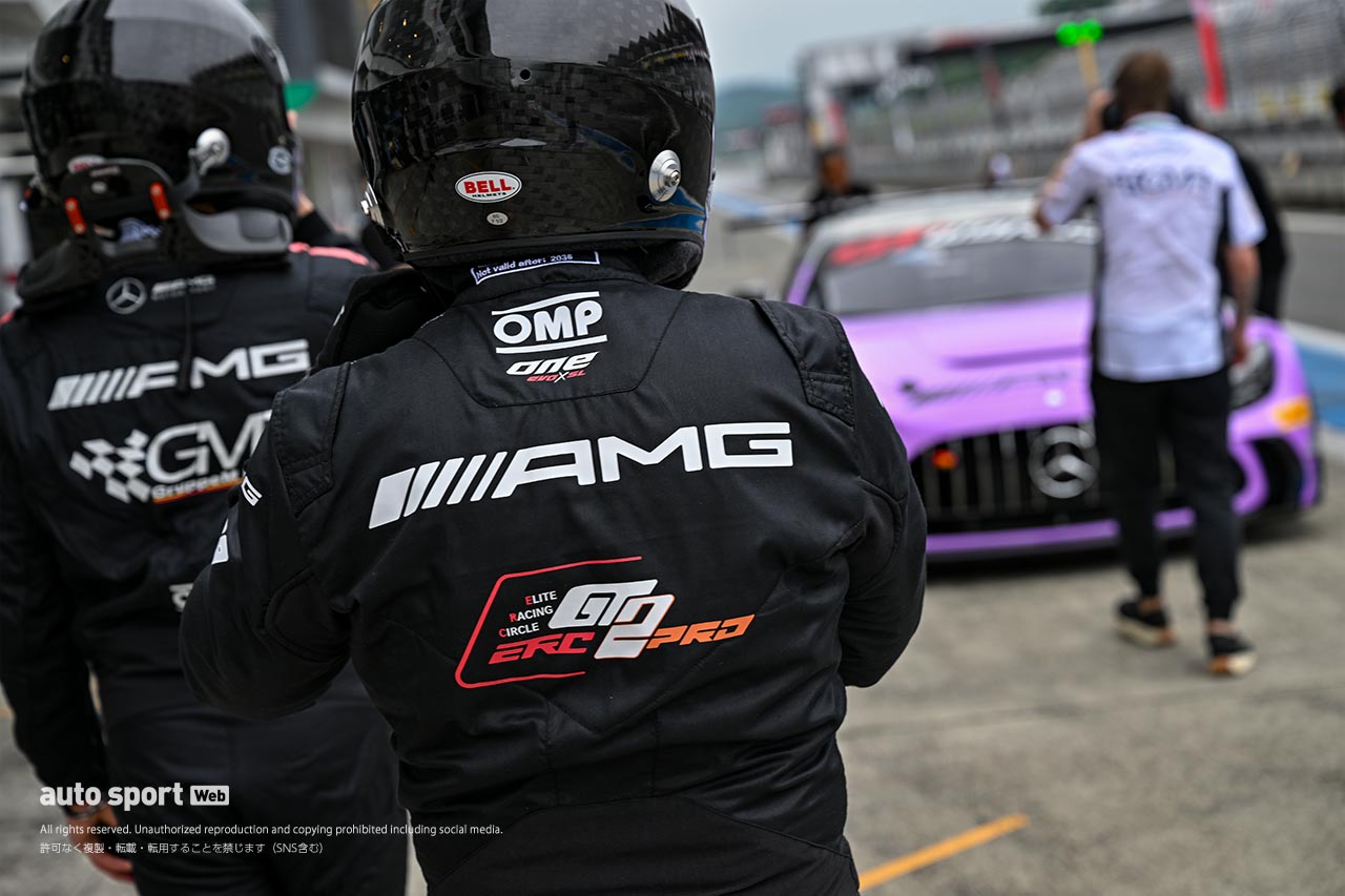 限定20台の貴重なメルセデスAMG GT2プロがSRO GTパワーツアー開催中の富士を走行。直線は300km/h超を記録