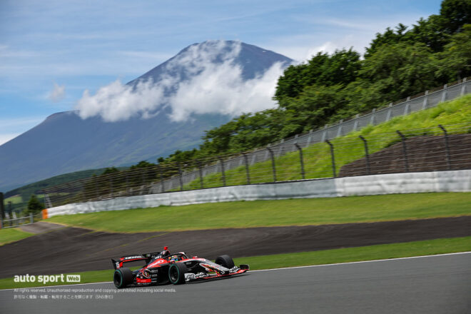 岩佐歩夢（TEAM MUGEN）