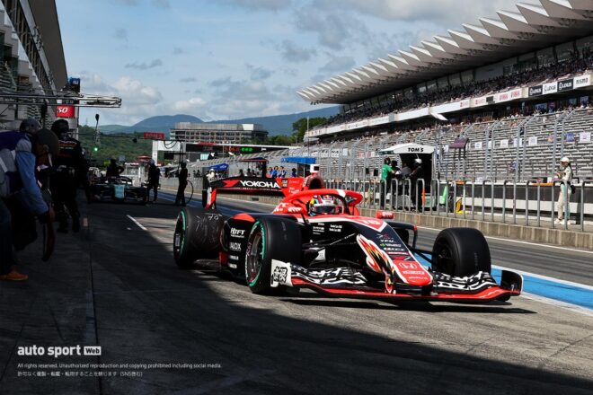 その差0.021秒。スーパーフォーミュラ第6戦富士は野尻智紀が坪井翔を僅差で下し通算23回目のポールポジションを獲得