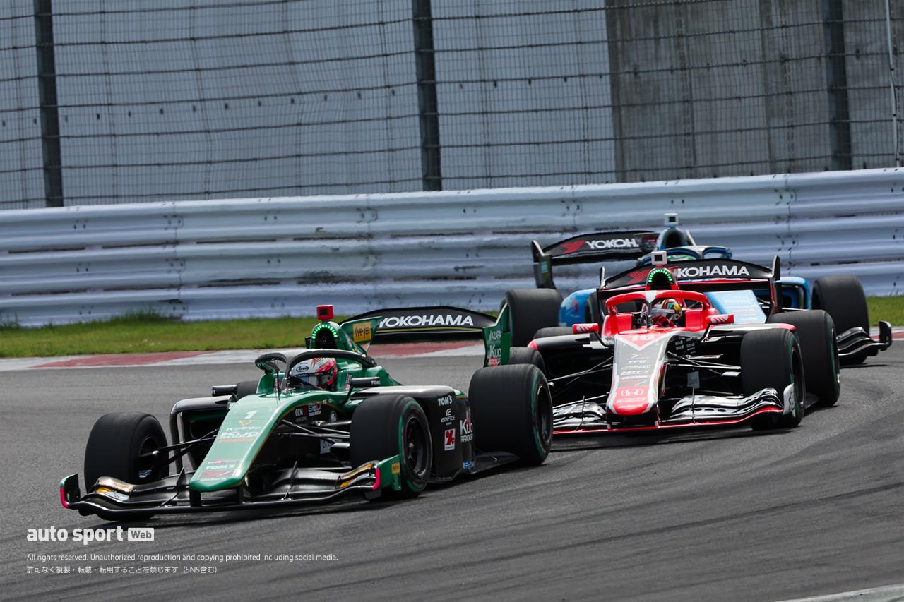 圧巻の横綱相撲で坪井翔がTEAM MUGENの2台を振り切り第6戦富士を制す。第5戦オートポリスに続く連勝