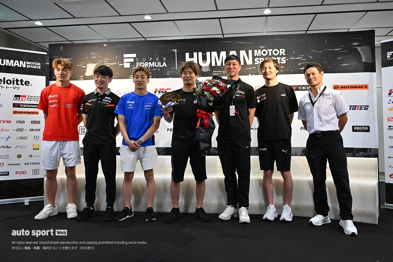 フォーミュラ引退への熱い思いとチーム、オーナーへの感謝があふれる。大嶋和也、涙のSF参戦100戦記者会見全文