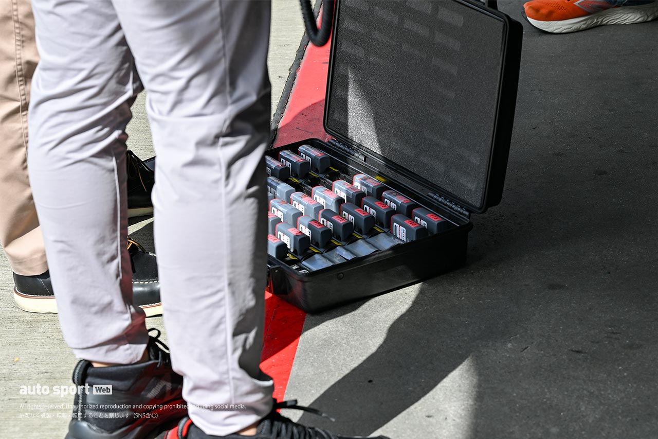 レース終盤の激アツバトルを勝ち抜いた太田格之進が第7戦を制し今季3勝目！ 岩佐歩夢が2位、坪井は3位