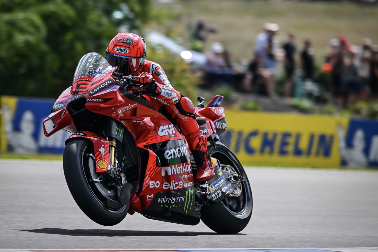 ２０１７　ＭｏｔｏＧＰ　後半戦セット　第１０戦チェコＧＰ～最終戦バレンシアＧＰ マルク・マルケスが今季8勝目。復帰マルティンは7位で完走／第12