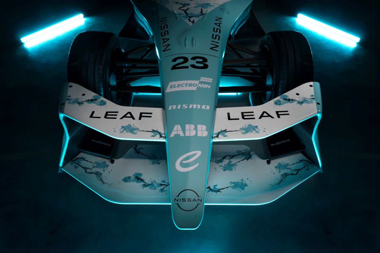 ニッサン・フォーミュラE、最終戦ロンドンE-Prixに特別カラーを採用。新型日産リーフを記念しターコイズブルーに