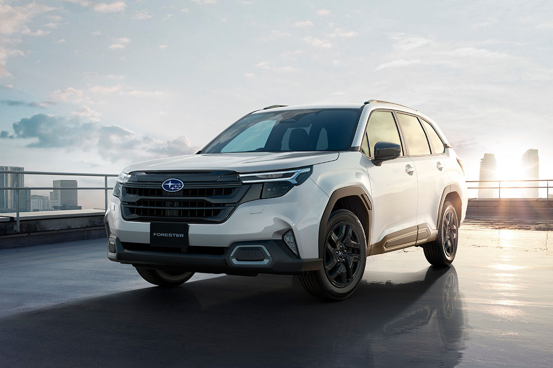 スバル、新型『フォレスター』にダークトーンで仕上げた特別仕様車“ブラックセレクション”を設定