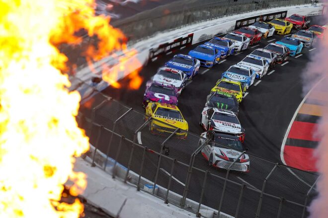 豪華NASCARドライバー陣出演。痛快ジョーク飛び交うプロモ映像で来季のコロナド海軍基地戦開催を発表
