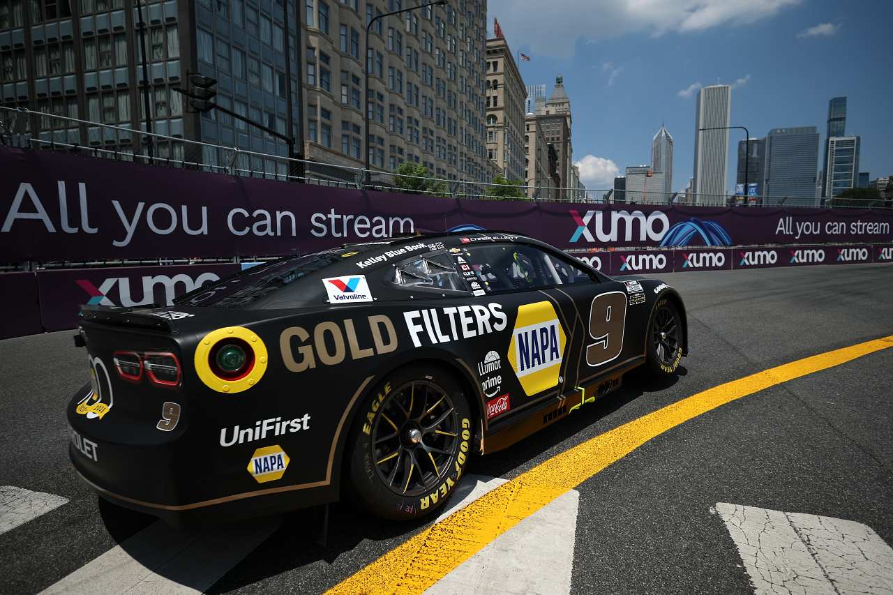 豪華NASCARドライバー陣出演。痛快ジョーク飛び交うプロモ映像で来季のコロナド海軍基地戦開催を発表