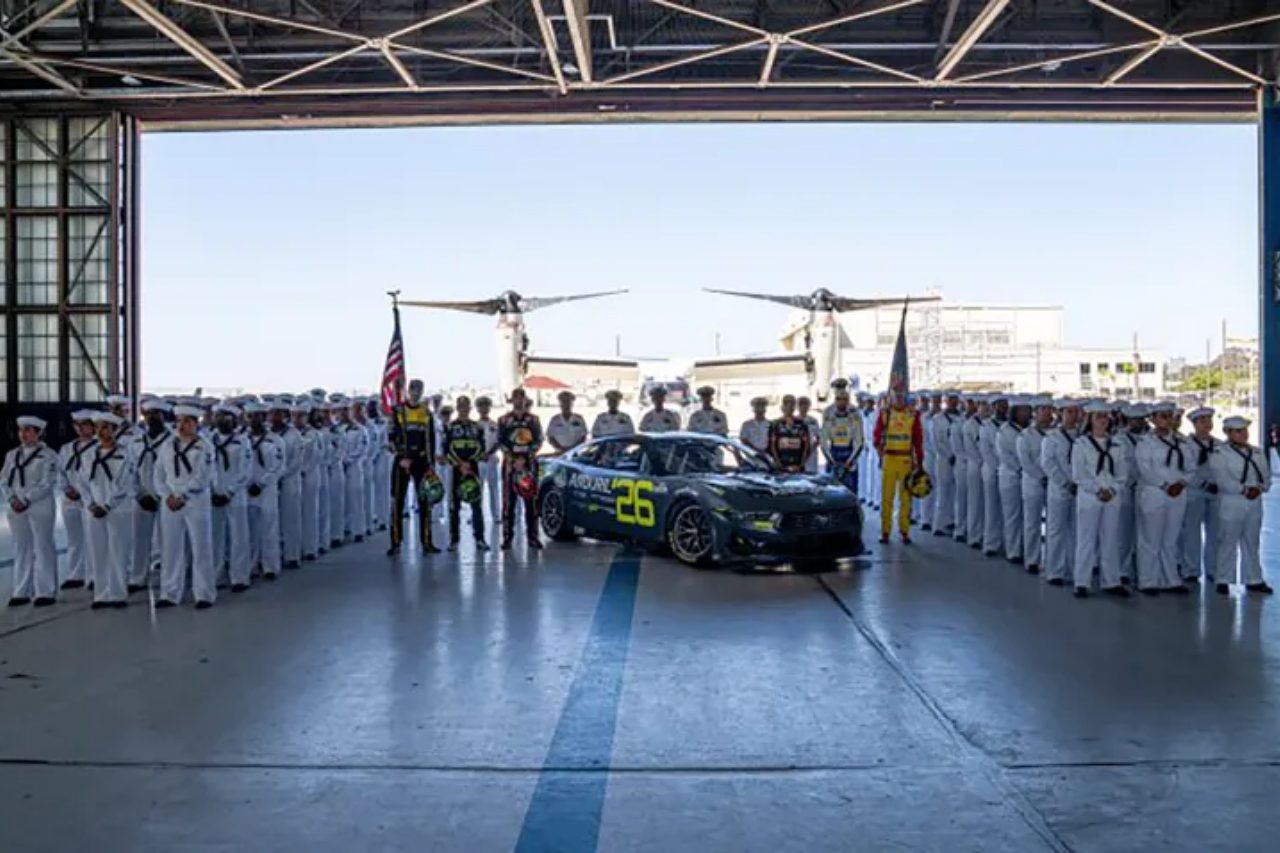 豪華NASCARドライバー陣出演。痛快ジョーク飛び交うプロモ映像で来季のコロナド海軍基地戦開催を発表