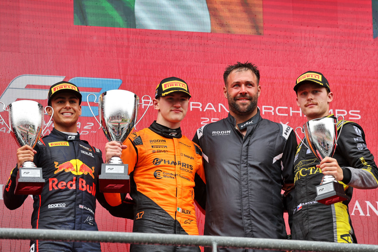 2025年FIA F2第9戦スパ・フランコルシャン　フィーチャーレース暫定表彰式