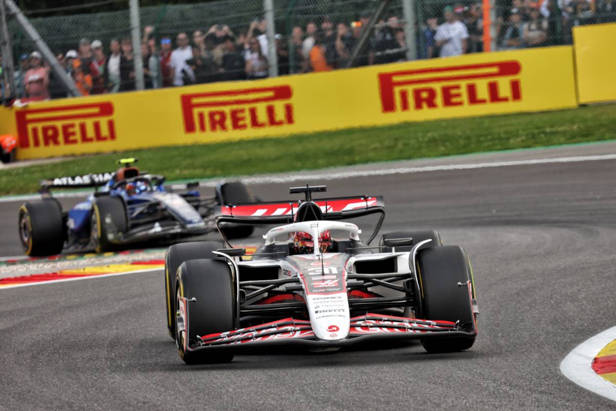 エステバン・オコン（ハース）