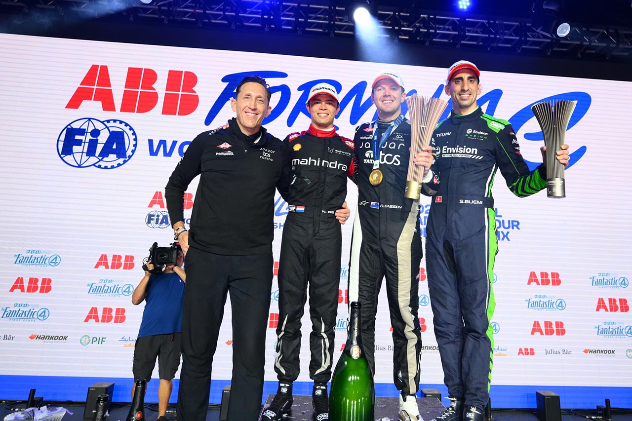 ポルシェ・フォーミュラEが2冠達成。最終戦ロンドンE-Prixはニック・キャシディが2レース制覇
