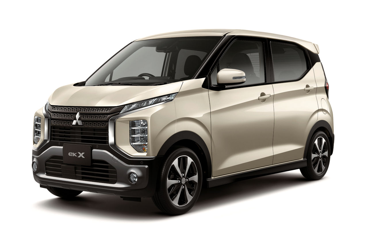 ミツビシが軽ハイトワゴン『ekワゴン』を一部改良。同じく『ekクロス』には新色も