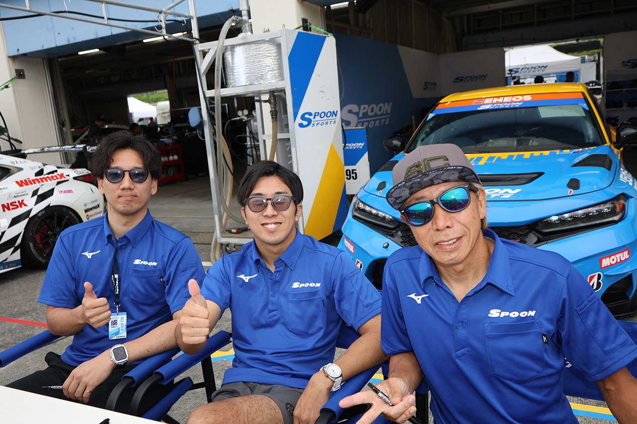 西村和真/小出峻/山田英二(SPOON リジカラ CIVIC)