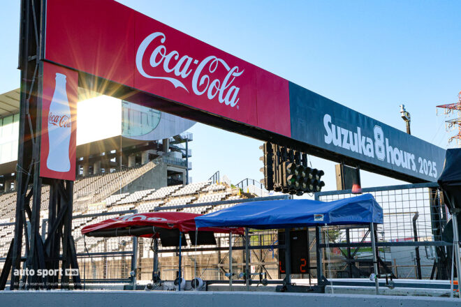 2025鈴鹿8耐の看板