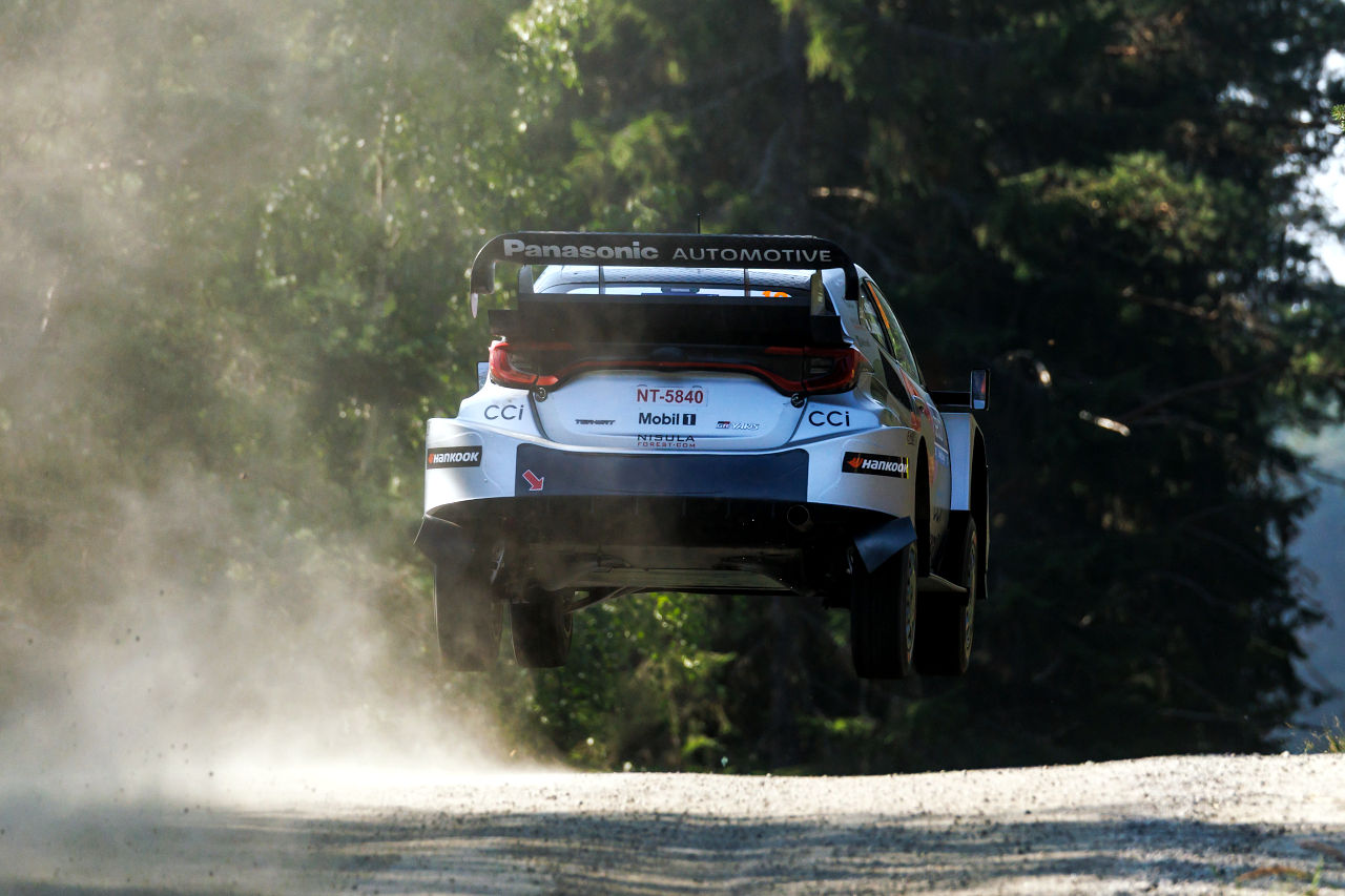 トヨタの“ホーム”でヒョンデが先制パンチ。タナックとヌービルが初日ワン・ツー【第9戦デイ1レポート】