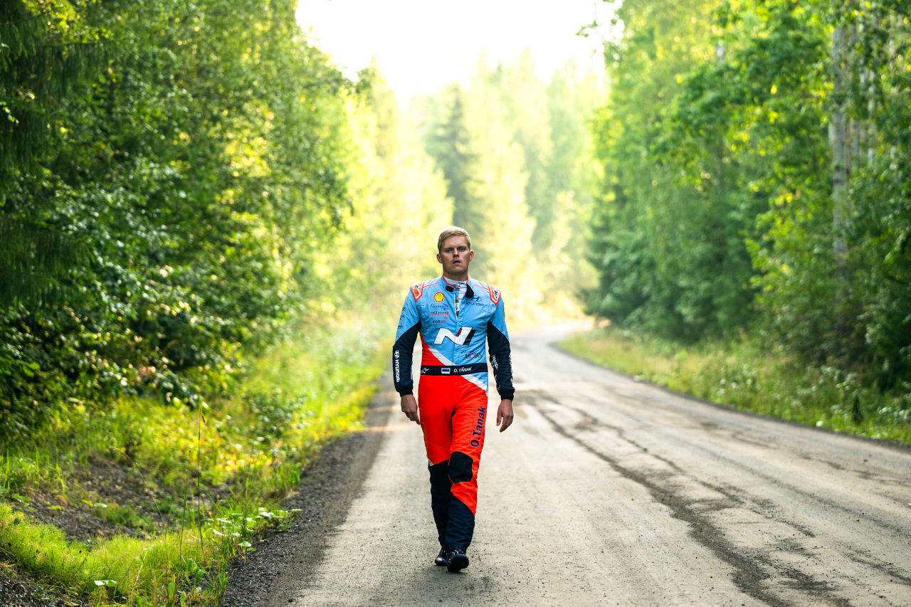 差を詰める2番手ヌービル「カッレは速いが、僕たちはそれほど離れていない」／WRC第9戦フィンランド・デイ2コメント