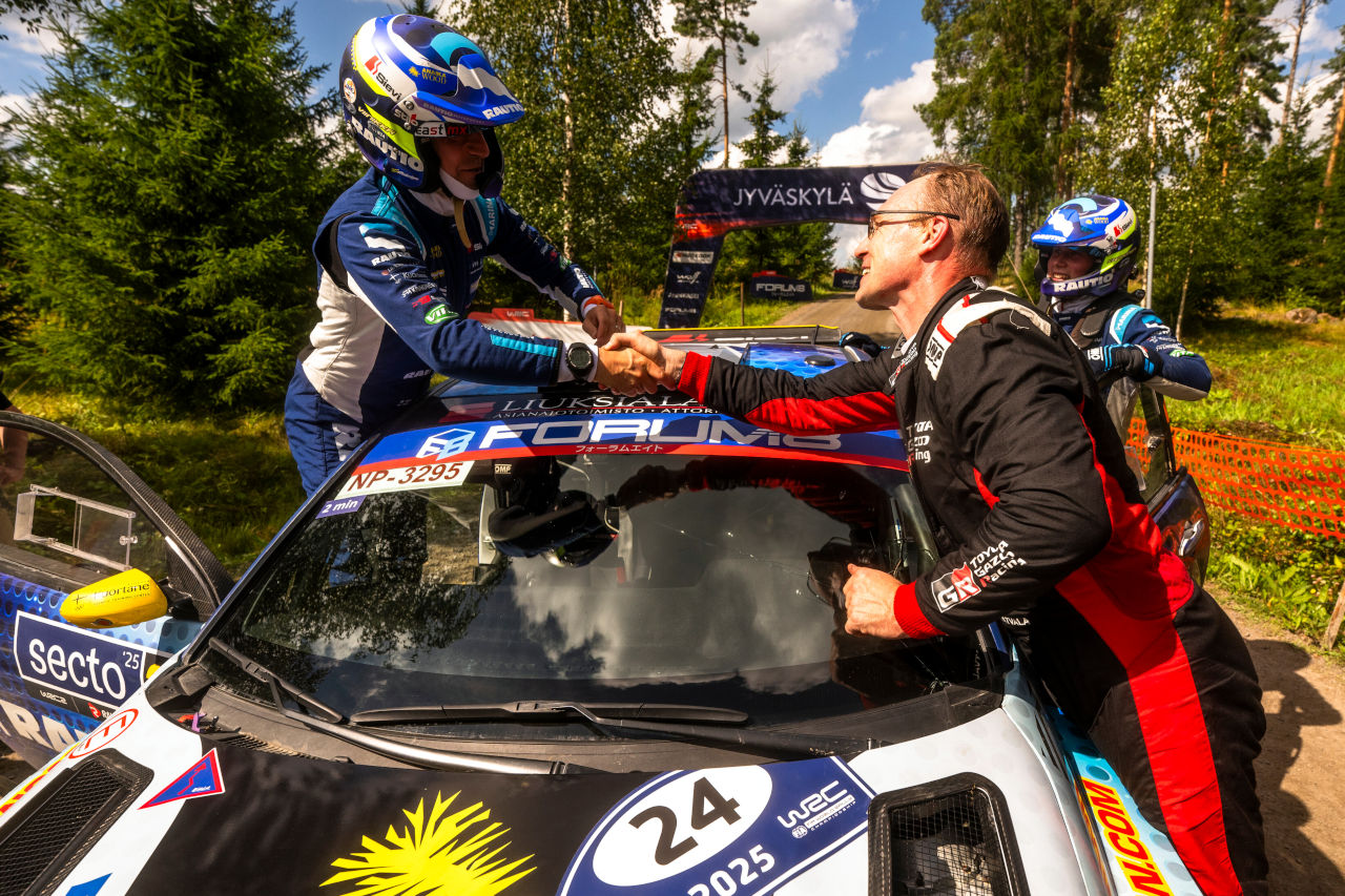 トヨタGR、歴史的な1-2-3-4-5フィニッシュを達成「ドリームチームに恵まれている」とカンクネン／WRC第9戦フィンランド