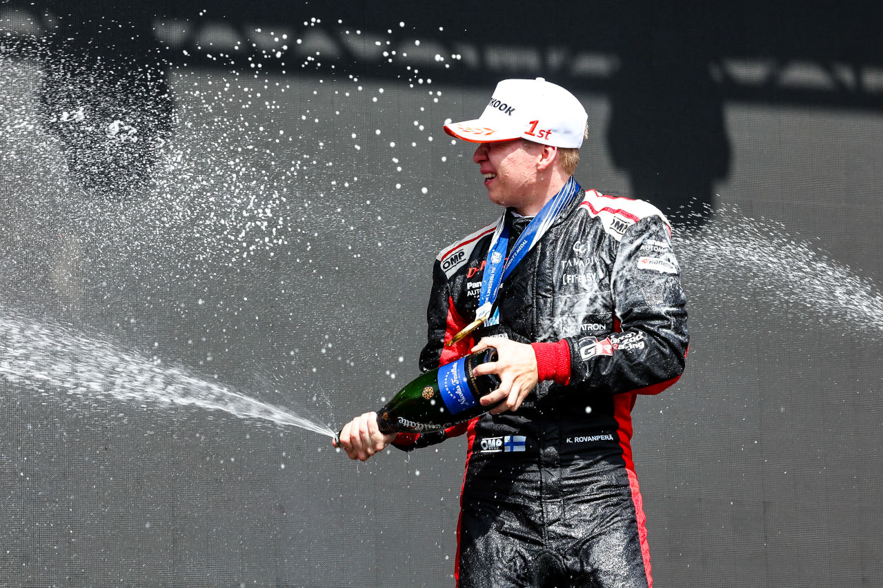 トヨタGR、歴史的な1-2-3-4-5フィニッシュを達成「ドリームチームに恵まれている」とカンクネン／WRC第9戦フィンランド