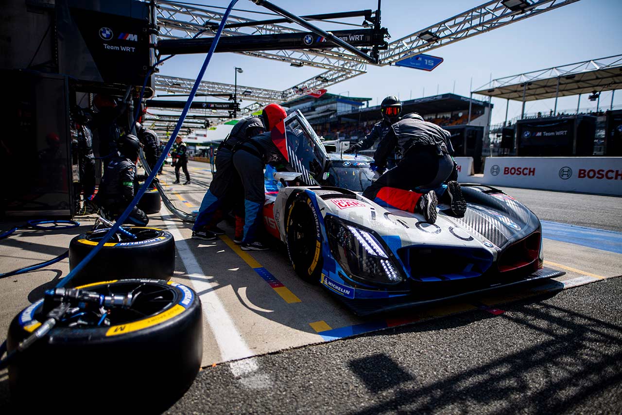 BMW Mハイブリッド V8