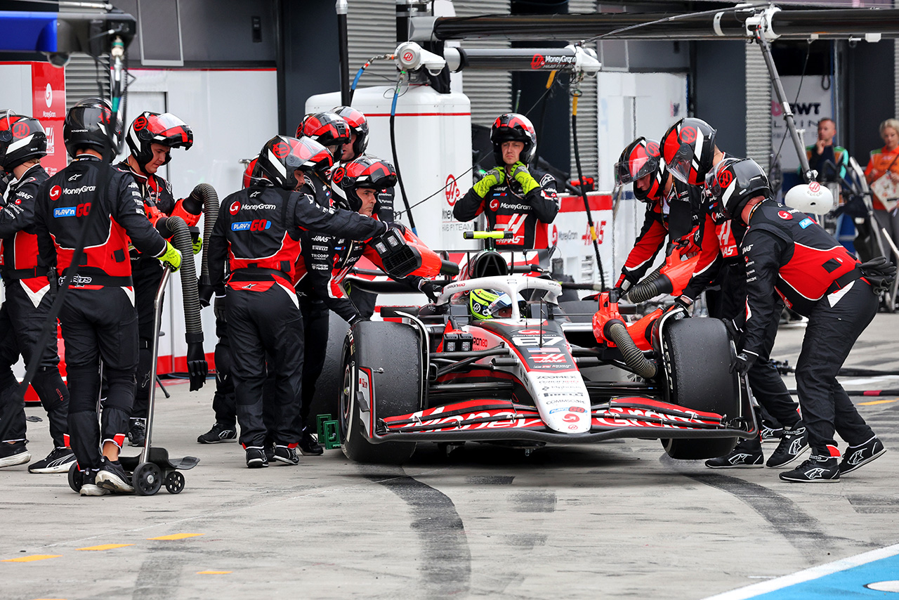 オリバー・ベアマン（ハース）