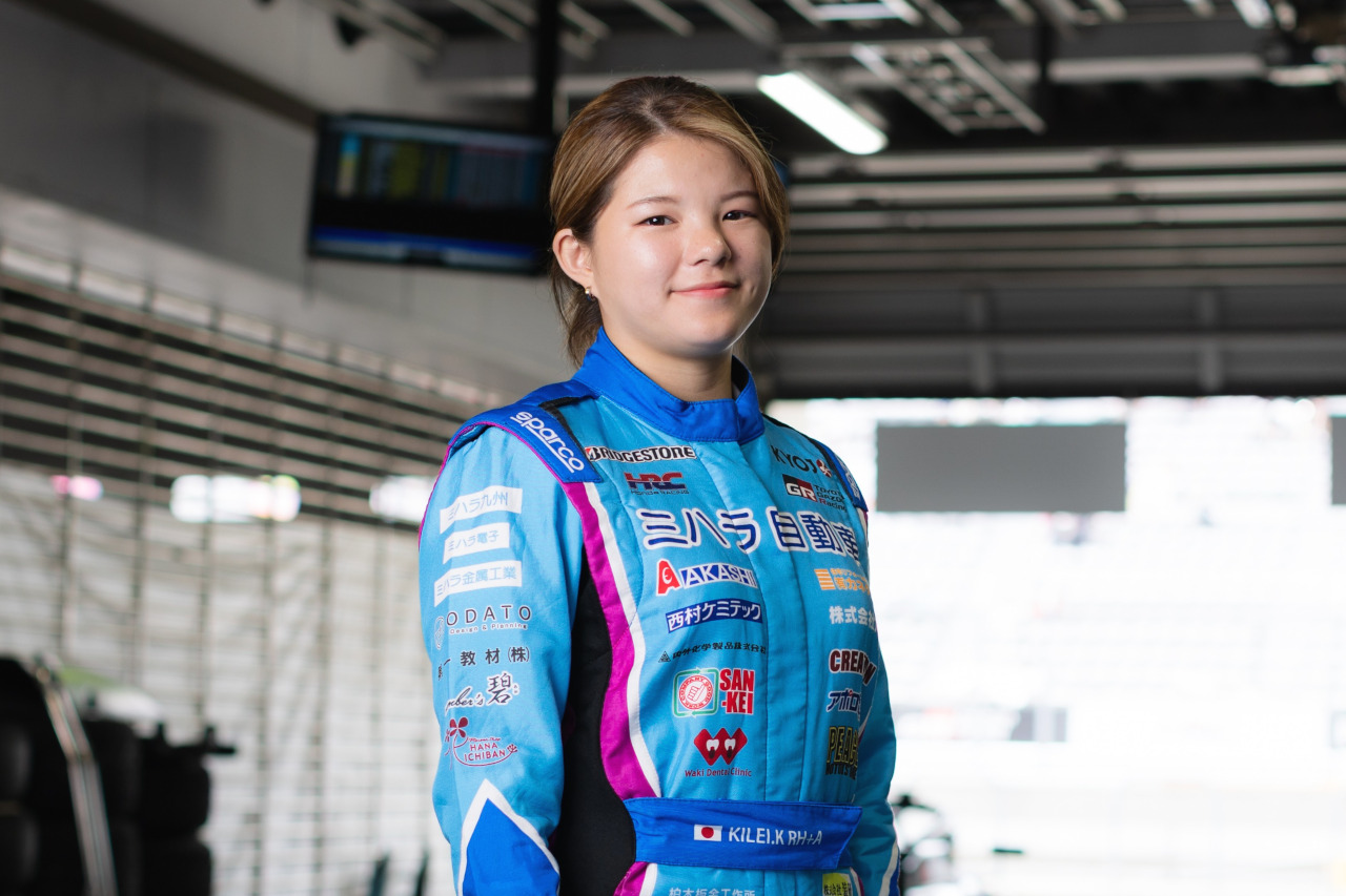 金本きれい（ミハラ自動車エムクラフトRT KC-MG01）