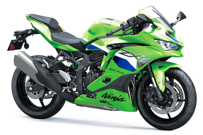 カワサキ　KAWASAKI カラー　バイク用品 ジャケット等5点　まとめ売り カワサキZ900』カラーを一新した2023年モデルを11月15日から発売
