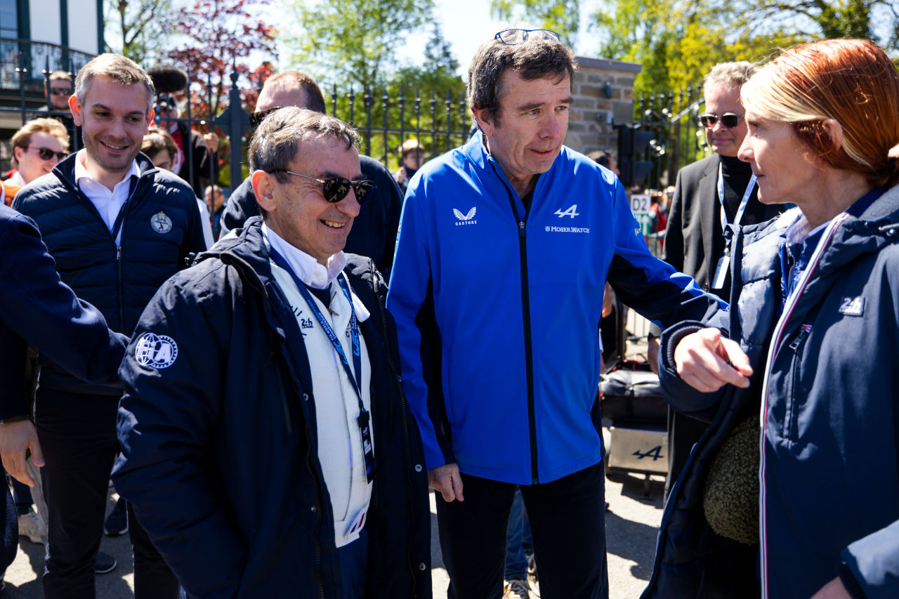 規則なくして前進は不可能。アルピーヌ、水素レースのルール設定を強く要望「経営陣に説明できない」