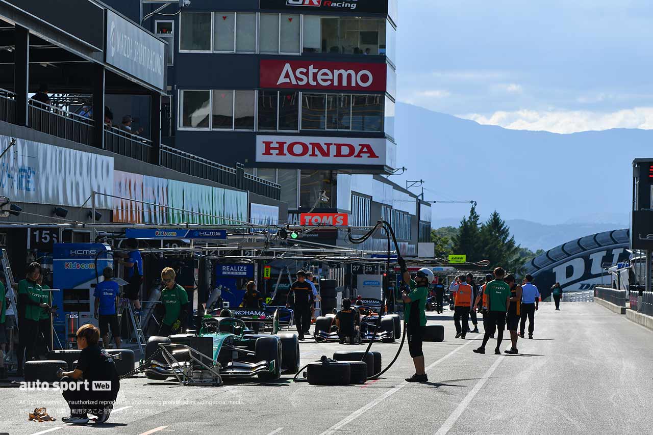 サッシャ・フェネストラズ（VANTELIN TEAM TOM’S）