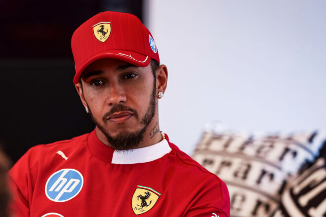 「役立たず」と自己批判するハミルトンを“盟友”が擁護。「ルイスはF1を去るべきではない」
