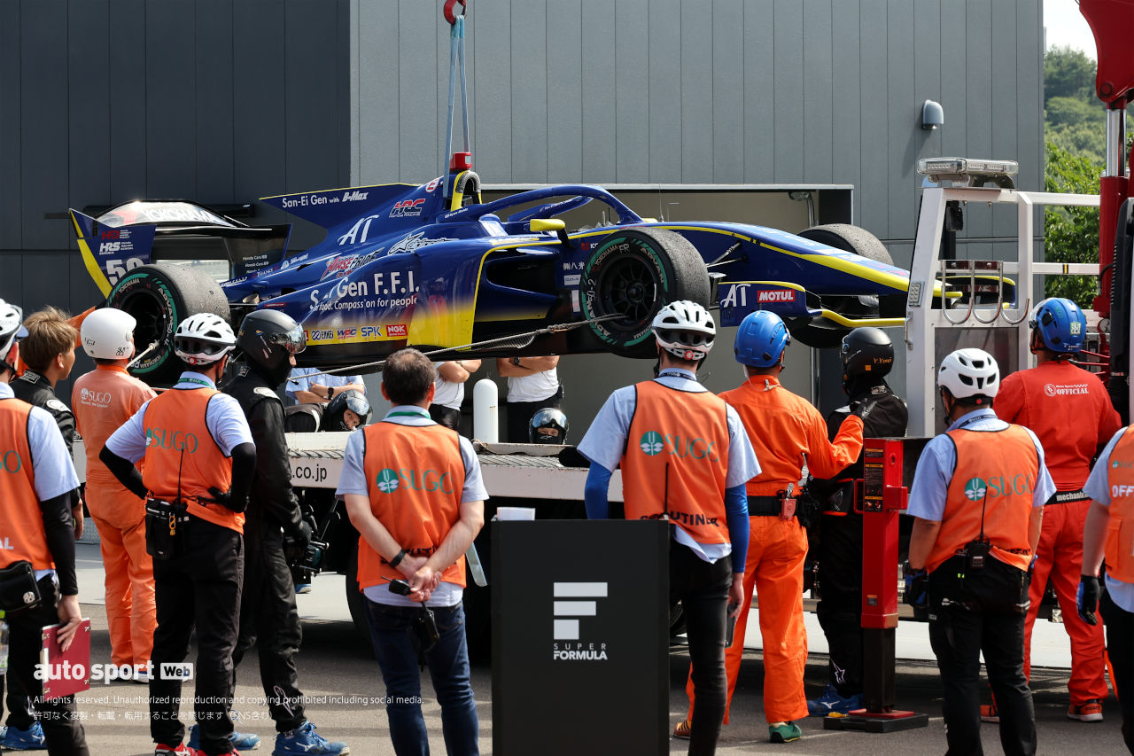 小出峻（San-Ei Gen with B-Max）