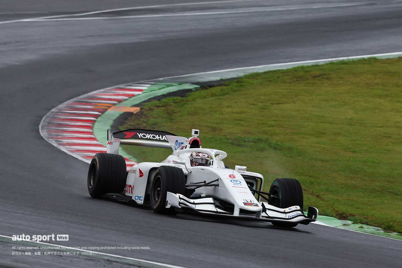 太田格之進（DOCOMO TEAM DANDELION RACING）