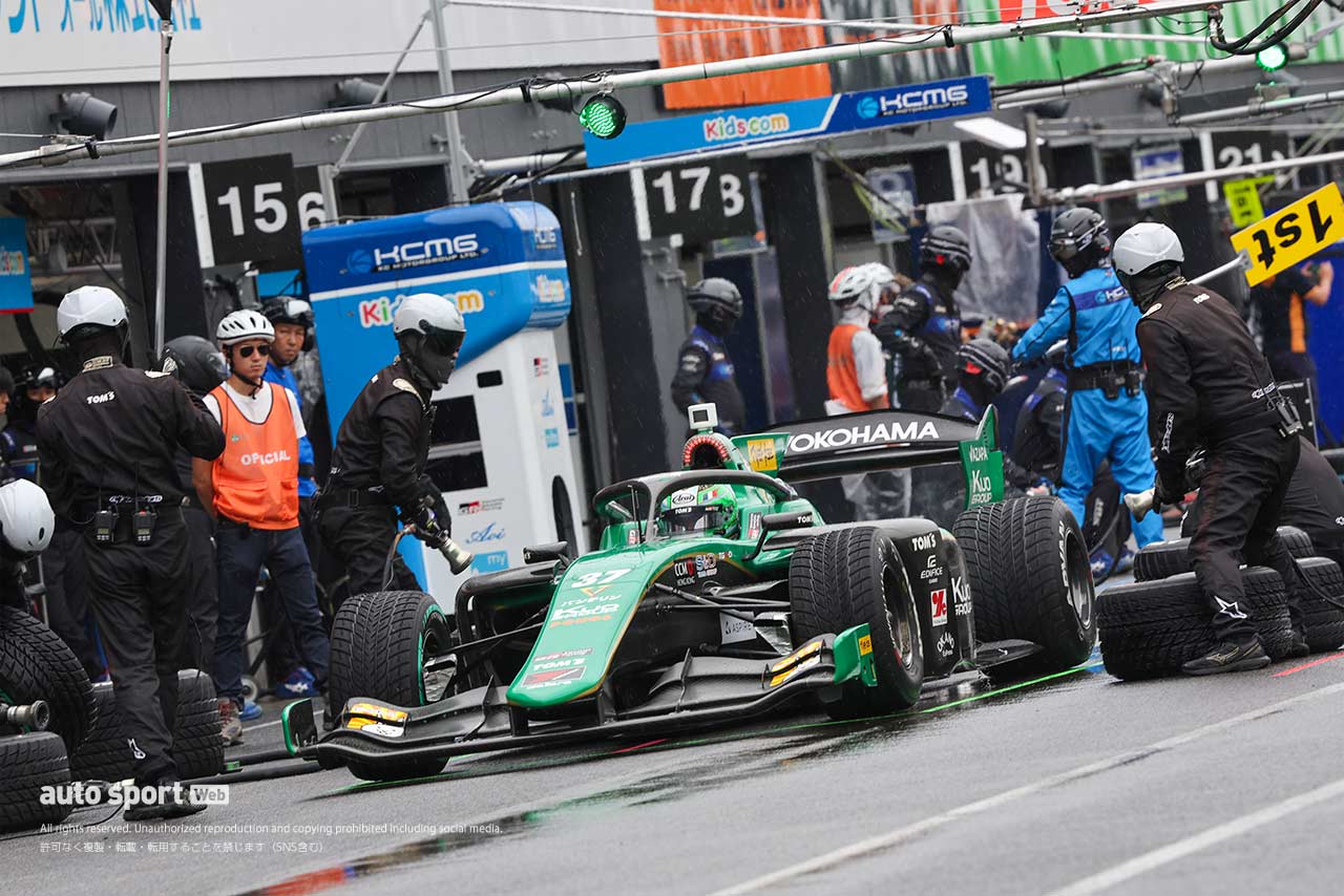 サッシャ・フェネストラズ（VANTELIN TEAM TOM’S）